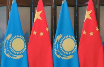 Китай и Казахстан увеличивают взаиморасчеты в юанях