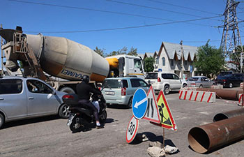 В Бишкекe из-за ремонта дорог возникают пробки