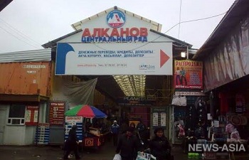 На крупнейшем рынке Киргизии обвалилась крыша