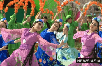 Жители Центральной Азии празднуют весенний Новый год – Навруз