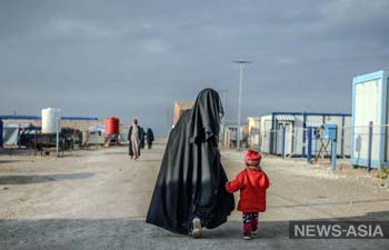 Таджикистан готовится забрать из Сирии более 5 сотен женщин и детей