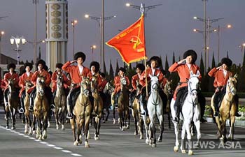 Туркменистан единственным в Центральной Азии провел парад к 75-летию Победы