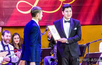 Кыргызстанец Исламбек Кемелов завоевал приз зрительских симпатий на «Романсиаде» в Москве