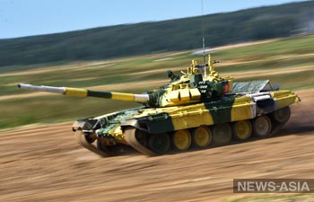 Кыргызские танкисты стали лучшими на танковом биатлоне в Алабино