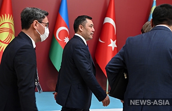 Садыр Жапаров встретился с президентами Азербайджана, Узбекистана, Туркменистана и Турции