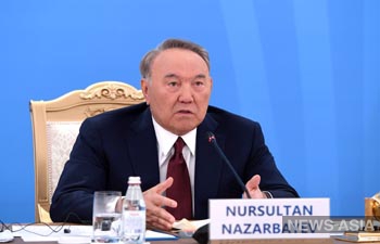 Нурсултан Назарбаев передает партию «Нур-Отан» Касым-Жомарту Токаеву