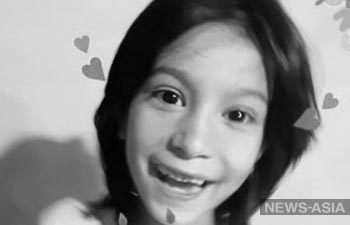 На юге Кыргызстана больше тысячи человек простились с убитой 9-летней девочкой