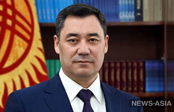 Президент поздравил с Днем Конституции Кыргызской Республики