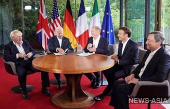 Лидеры G7 объявили войну «долговым ловушкам» Китая