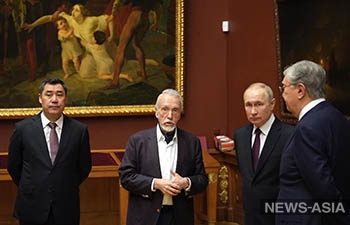 Лидеры стран СНГ посетили Русский музей и провели неформальный завтрак