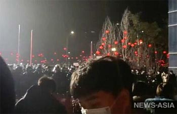 В китайском Чунцине из-за внезапных увольнений люди вышли на протесты