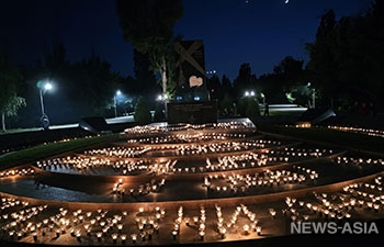 В Бишкеке прошла мемориальная акция «Свеча Памяти»