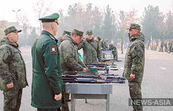 Торжественный митинг прошел в 201-й военной базе в Таджикистане