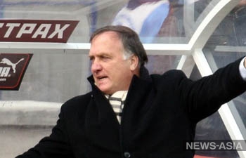 Дик Адвокат оценил игру сборной России в матче с Болгарией