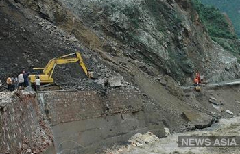 13 человек погибли, 59 пропали без вести в результате схода мощных горных потоков и селей в провинции Сычуань