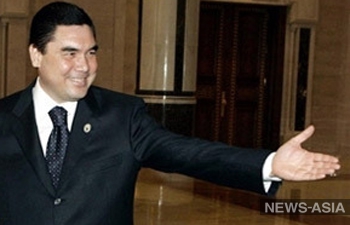 Бердымухамедов велел развернуть в Сети пропаганду туркменских достижений