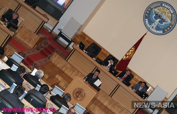 ЦИК Киргизии огласил официальные итоги парламентских выборов