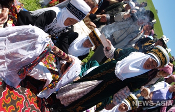 В Киргизии будут штрафовать за пышные свадьбы и дорогие похороны