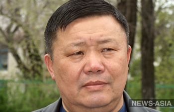 Токтогул Какчекеев: Президентом Кыргызстана станет пророссийский националист в мундире